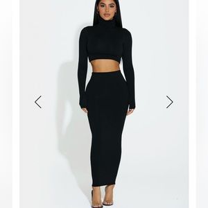 Naked Wardrobe hourglass midi skirt